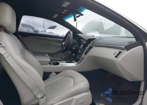 2014 Cadillac Cts Standard z USA, uszkodzony, nr VIN 1G6DE1E38E0151528